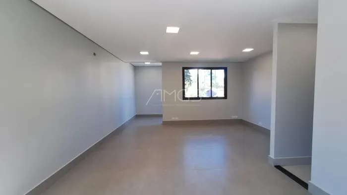 Sala Comercial no Parque Prado.