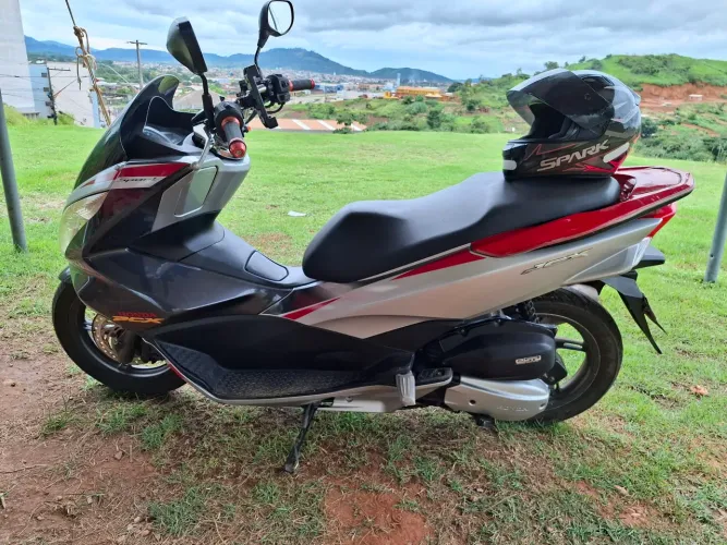 V/T Honda PCX 150cc automática 2018