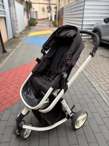 Carrinho Mobi Safety 1st + bebe conforto