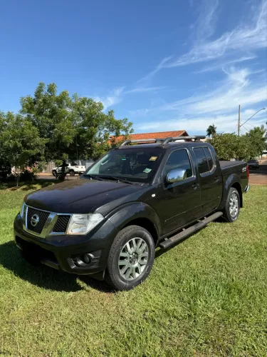 Nissan Frontier SL CD 4X4 2.5tb Diesel AUT 2015