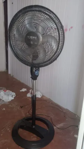 Ventilador de pé 40cm pra vim buscar no bairro igarapé