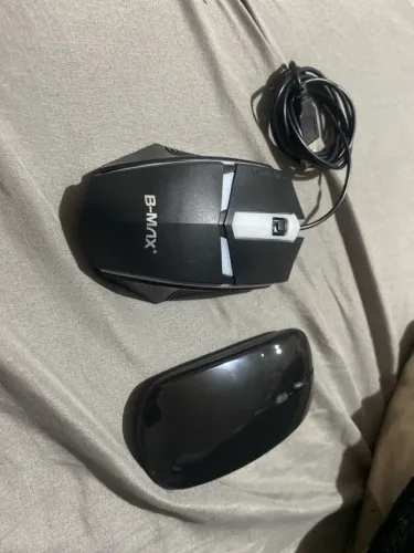 Dois mouse para jogos rgbs