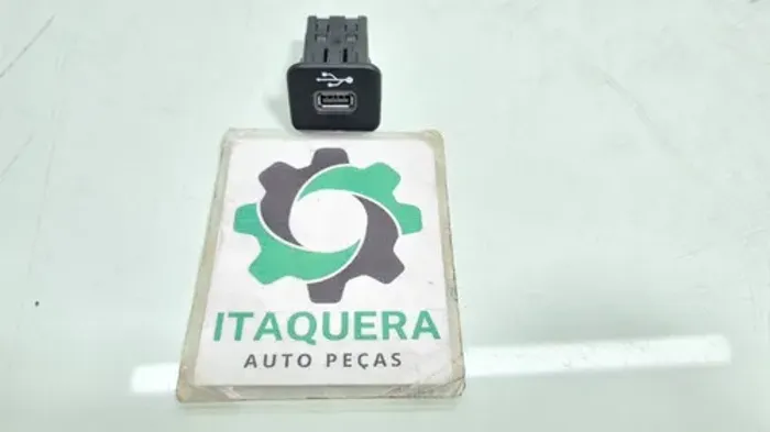 Entrada Usb Jeep Renegade Fiat Toro Diesel Ano 2018 2019 Preto