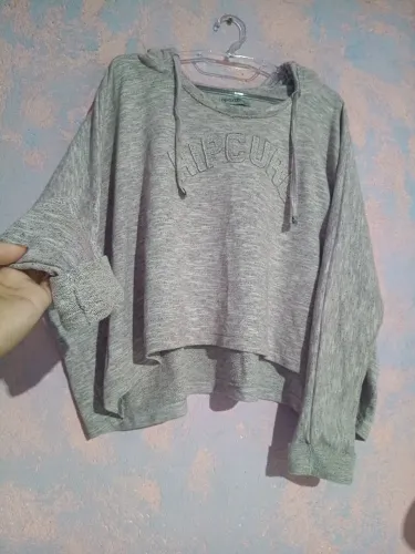 Moletom ripcurl asa de morcego M.G 25,00