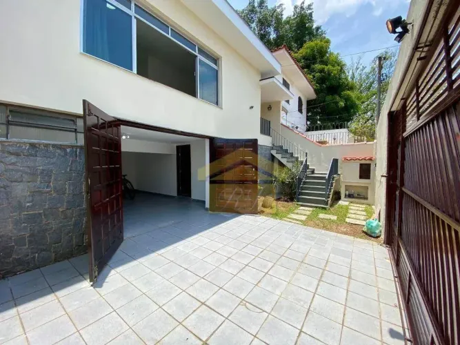 Casa com 3 dormitórios, 230 m² - venda por R$ 900.000,00 ou aluguel por R$ 5.147,33/mês -