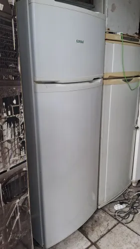 Vendemos essa geladeira consul,90 dias de garantia