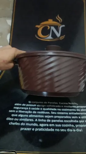 Panela antiaderent