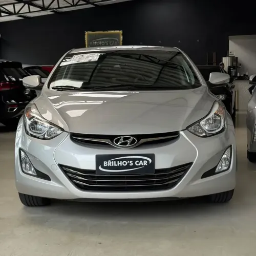 Hyundai Elantra GLS 2.0 16V Flex Aut. 2016