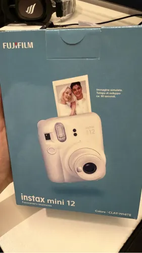 Fujifilm Instax mini 12