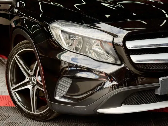 Mercedes-Benz GLA 200 Vision 1.6/1.6 TB 16V Flex Aut. 2015