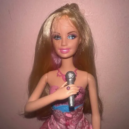 Barbie Tori - A princesa e a PopStar