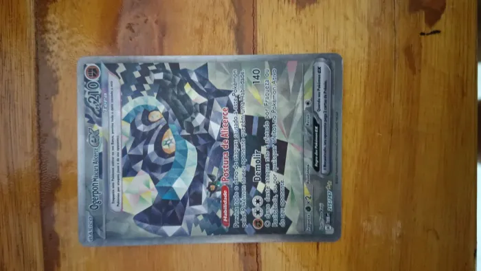 Cartinha Pokémon Ogerpon Máscara Alicerce