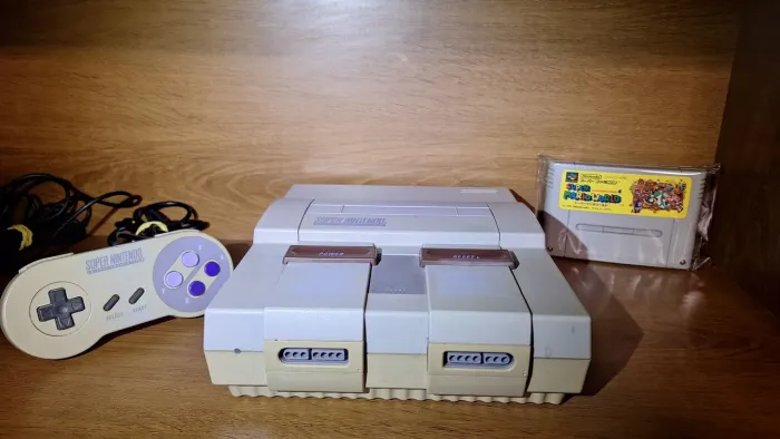 Console Super Nintendo SNES Baby Completo + Cartucho Super Mario World + Controle e Cabo