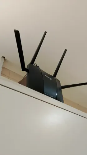 Roteador Wi-Fi 6 Conecta até 128 Dispositivos RX 3000 Intelbras