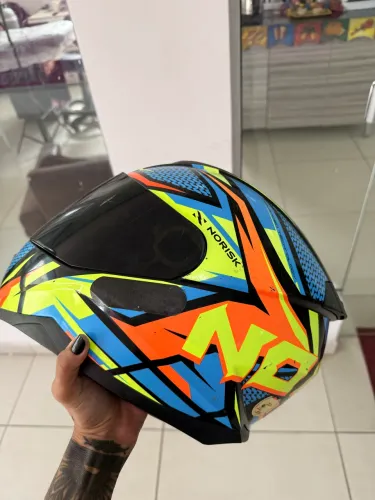 Capacete norisck sharp