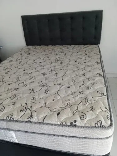 Cama box casal com baú e cabeceira