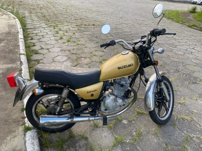 Suzuki intruder 2007 