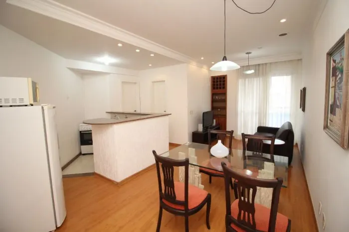 Apartamento à venda na Savassi, BH-MG: 1 quarto, 1 sala, 1 banheiro, 1 vaga de garagem, 50
