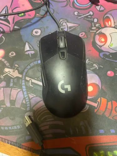 Mouse Gamer Logitech G403 Hero Com Rgb 6 Botões Outlet