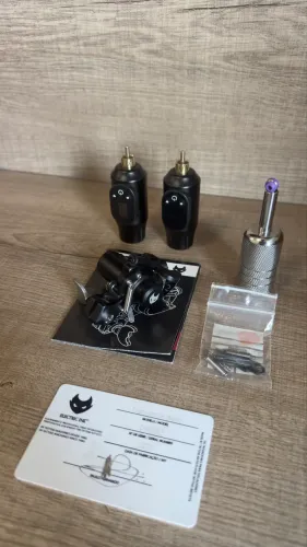 Máquina de tatuagem transverse nano 4.0 + duas baterias