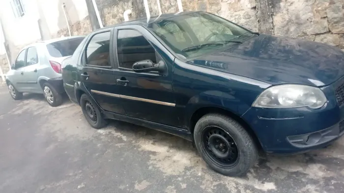 Fiat Siena Tetrafuel 1.4 MPI Fire Flex 8V 4P 2010