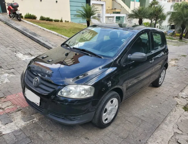 Volkswagen Fox 1.0 MI Total Flex 8V 5P 2010