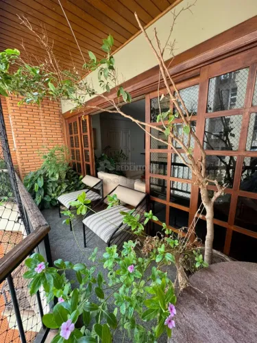 Excelente apartamento espaçoso no Centro com 3 suítes