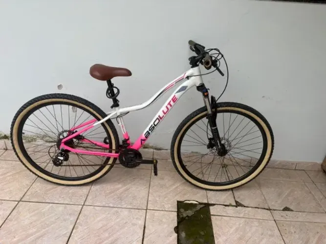 Bike Aro 29 Absolute Hera Shimano Altus 24v Pneu Faixa Bege Quadro 15 ''
