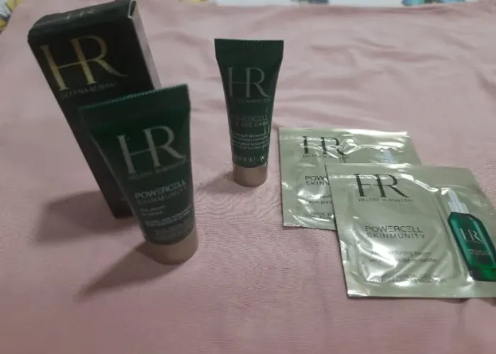 Kit Miniaturas Luxo Helena Rubinstein Powercell Skinmunity (Sérum + Olhos + Sachês)