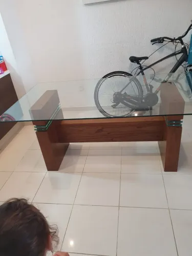 Mesa sala jantar sem cadeiras