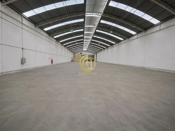 Galpão Industrial para Locação em Jacareí-SP: Estrutura Completa de 1.520 m² no Jardim San