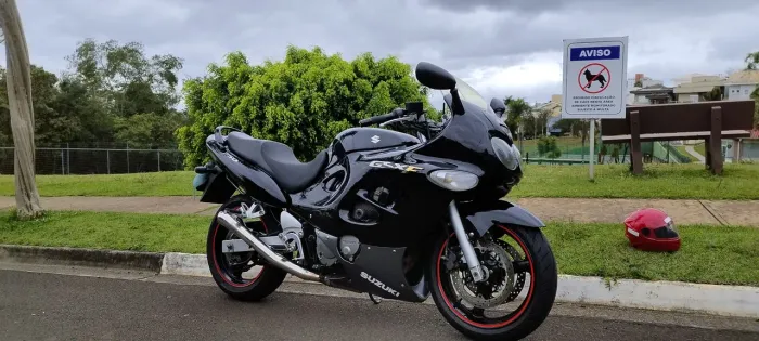 Suzuki GSXF 750 2009