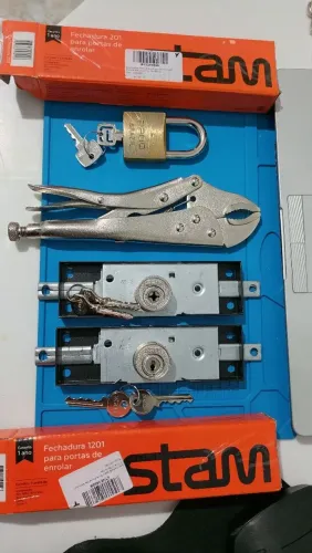 Kit de fechaduras p porta de correr+ cadeado 45 e alicate