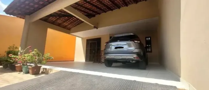 Casa para venda em Candelária LRN