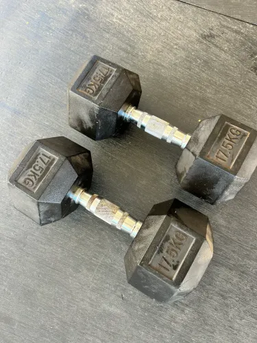 Par de Dumbbell / Halter sextavado 17,5kg