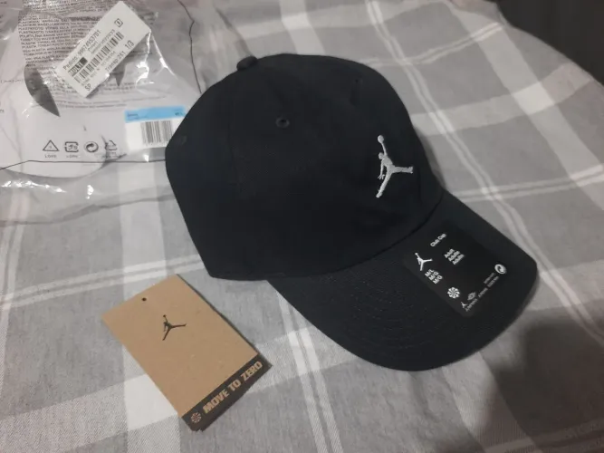 Bone Nike Jordan Club Preto.