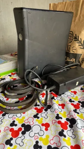 Xbox 360 sem controle 