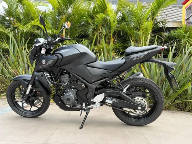 YAMAHA MT03 - 100KM