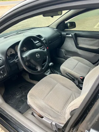 Chevrolet Astra 2.0 8V/ CD 2.0 8V Hatchback 5P AUT 2003