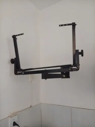 SUPORTE para Tv antiga 14 polegadas