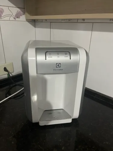 Purificador de água PEB 10B usado