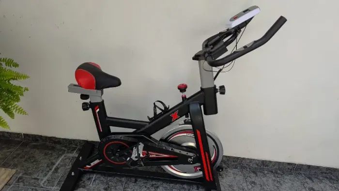 Bicicleta Spinning Inércia Ergométrica