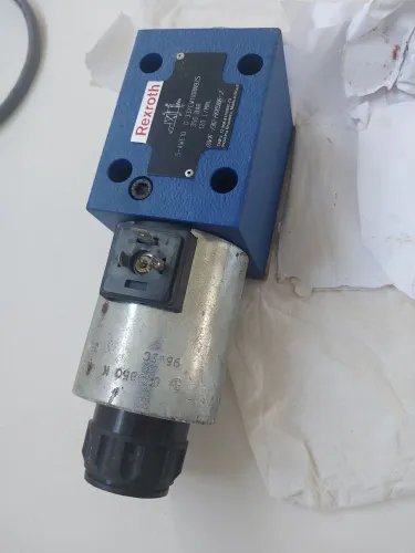 Válvula Direcional Hidráulica Bosch Rexroth 5-4WE10 D50/BC/M110RN9Z5