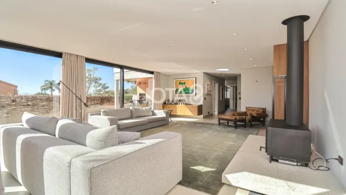 CASA MODERNA COM 4 SUÍTES PRONTA PARA MORAR Casa Moderna Com 4 Suítes Pronta Para Morar