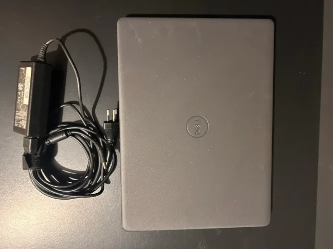 Notebook Dell Intel Core i5 (11ª Ger) / 8GB RAM / Iris Xe - Excelente Estado