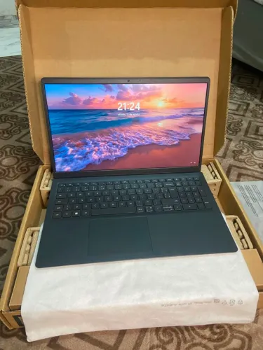 Netebook Dell Inspiron 15( Core ¡5 de 13ª Geração/8GB RAM/ SSD 512GB/ tela 15.6)seminovo