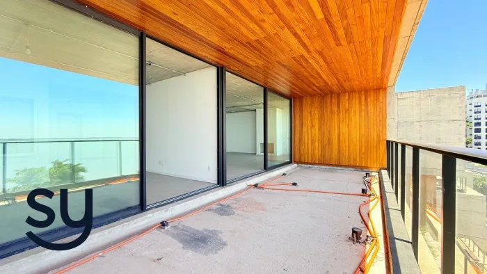 Apartamento à venda 3 suítes com 3 vagas no Porto 1820 em andar alto - vista para o Guaíba