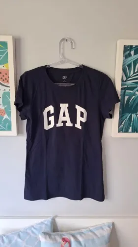 camiseta t shirt basica gap justa