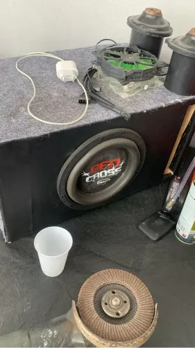 Vendo alto-falante triton 500 rms na caixa