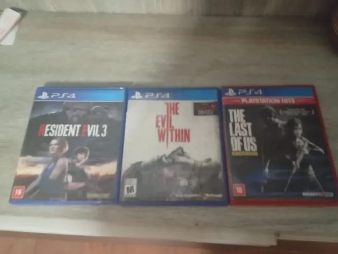 Vendo jogos de ps4 impecável novos